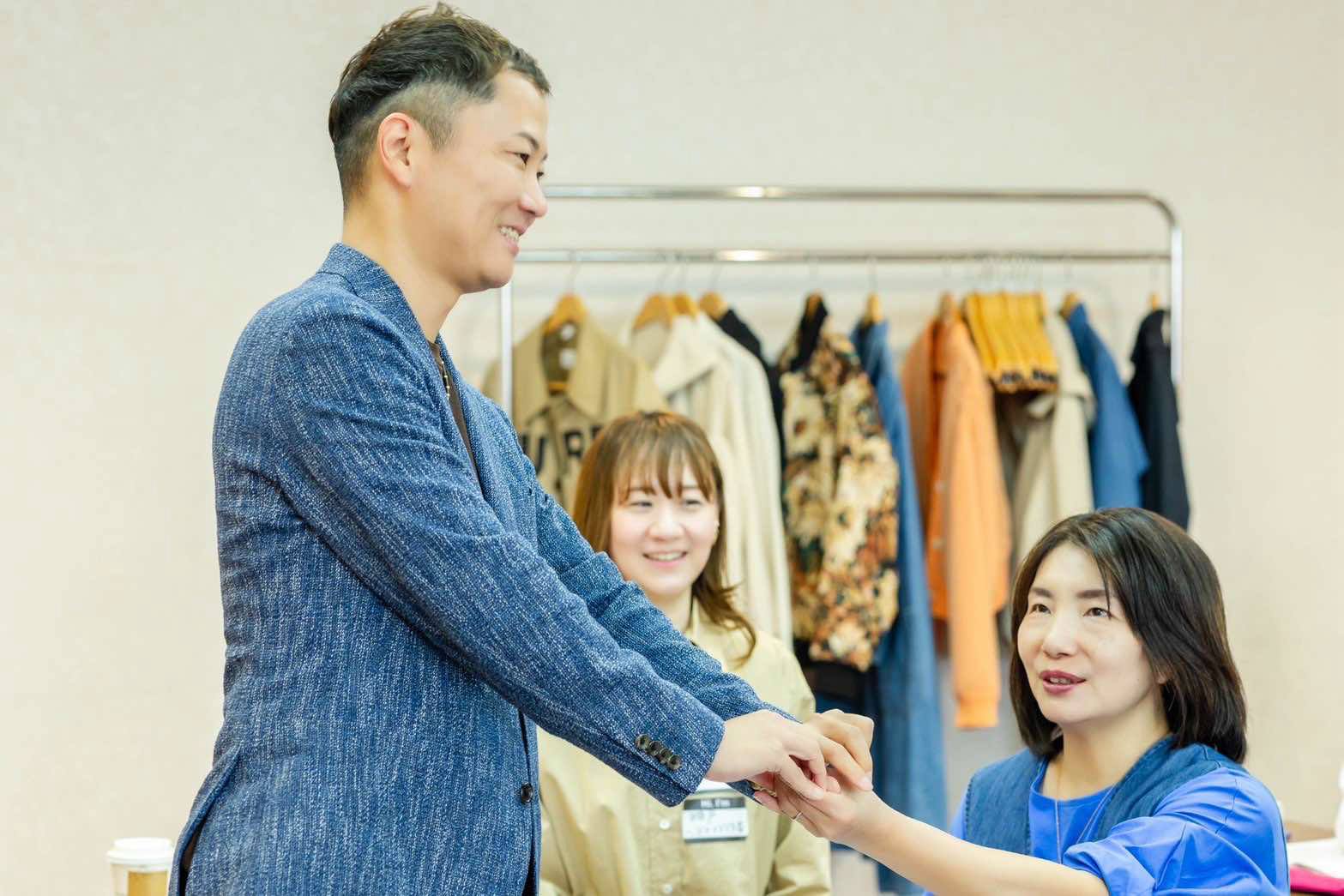 登壇するかめちゃん